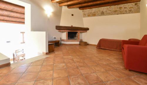 One-Bedroom Holiday Home
