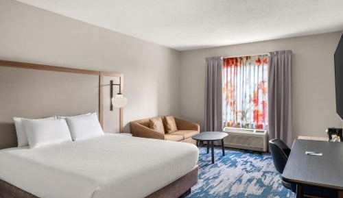 King Room with Sofa Bed