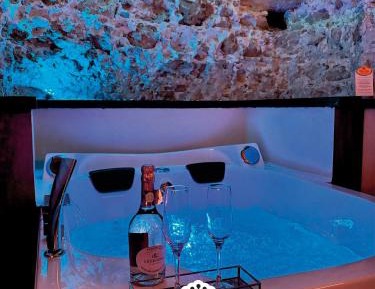 One-Bedroom Superior Apartment