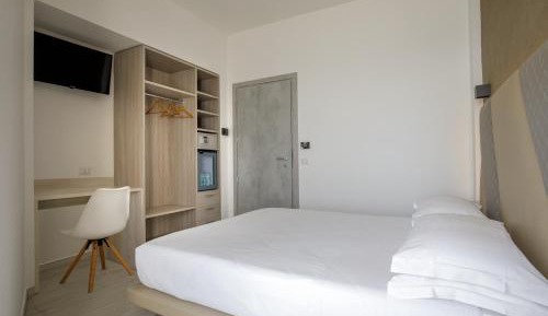 Superior Double or Twin Room with Mountain View