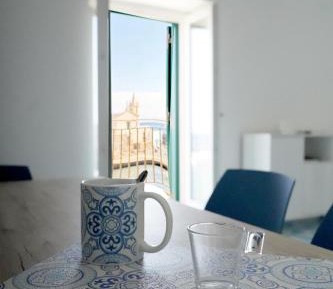 Two-Bedroom Apartment with Balcony and Sea View