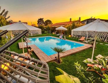 Suite with Pool View