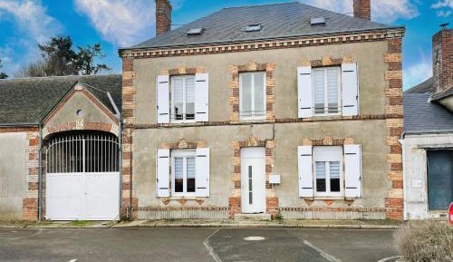 Seven-Bedroom House