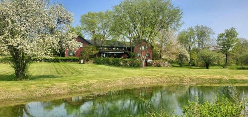 Five-Bedroom Holiday Home