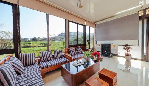 Two-Bedroom Apartment with Pool View