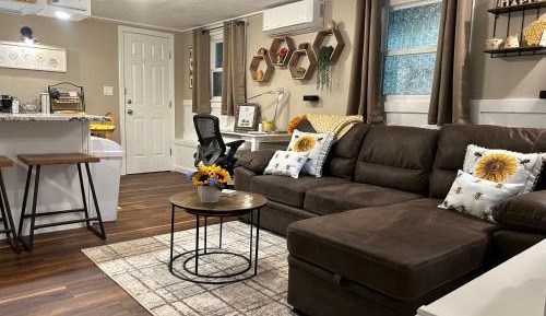 One-Bedroom Apartment with Garden