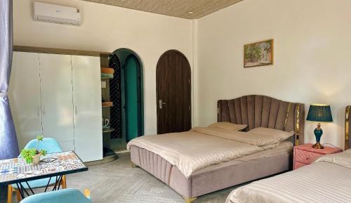 Deluxe Family Room