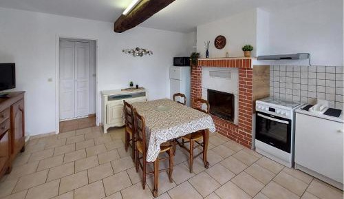 One-Bedroom Holiday Home