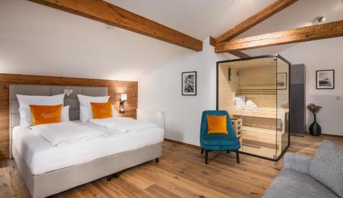 Deluxe Room with Sauna