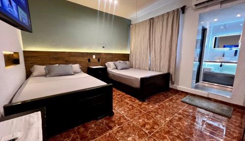 Quadruple Room with Private Bathroom