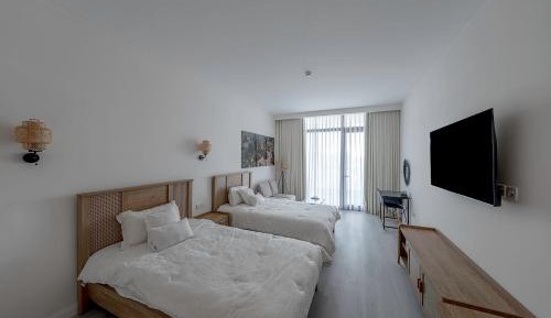 Twin Room with Balcony
