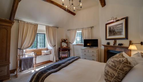 Deluxe Double Room with Shower