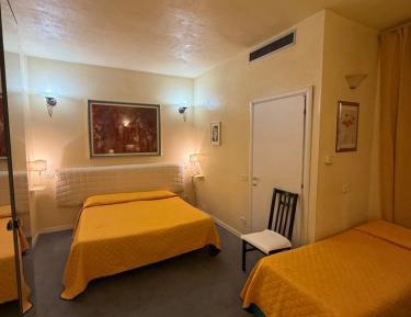 Standard Family Room