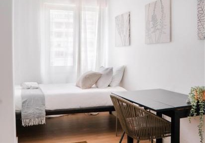 Standard Single Room with Shared Bathroom