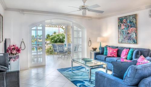 One-Bedroom Condo Marina View 