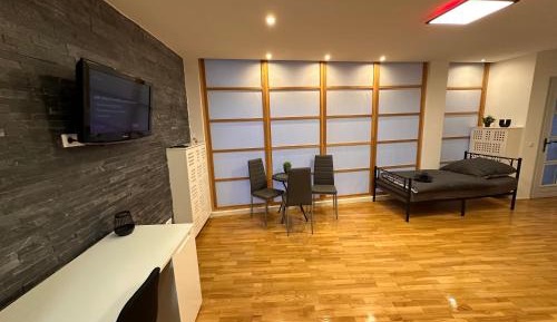 Family Studio