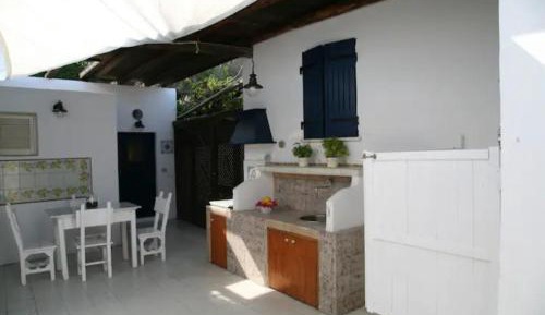 One-Bedroom House
