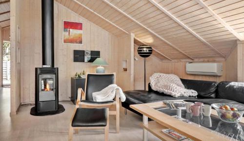 Four-Bedroom Vacation Home