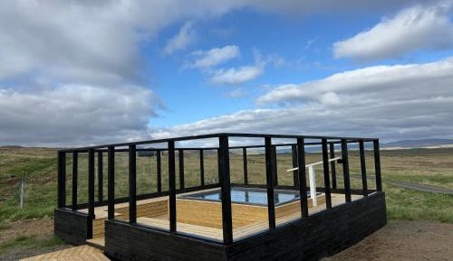 Double or Twin Economy Room with Backyard View