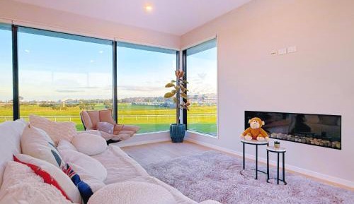 Three-Bedroom Holiday Home 