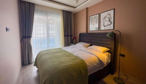 One-Bedroom Apartment with Balcony