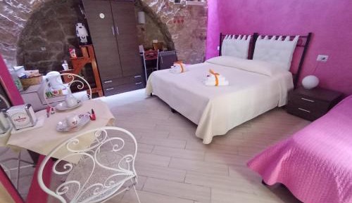 Triple Room with Private Bathroom