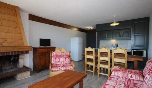 Apartment (6 Adults)