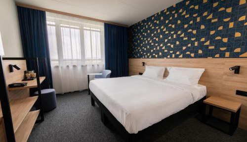 Superior Double Room with City View