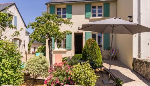 Holiday Home (5 Adults)