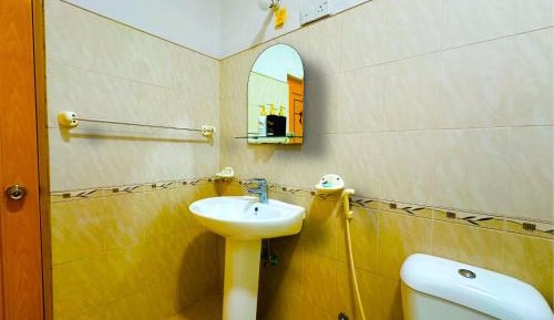 Triple Room with Private Bathroom