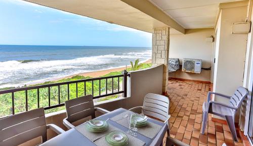 Two-Bedroom Apartment with Sea View