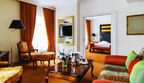 Two-Bedroom Suite