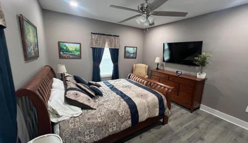 Two-Bedroom Deluxe Apartment