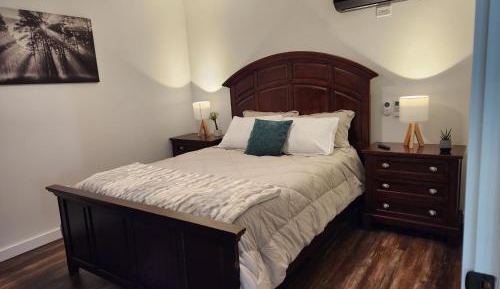 Queen Room