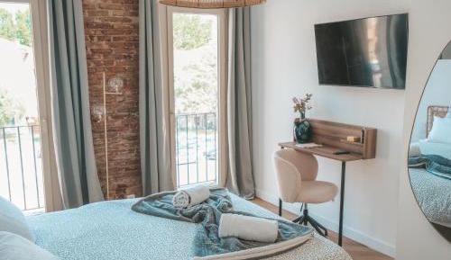 Superior One-Bedroom Apartment