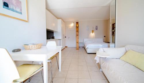 Superior Double or Twin Room with Lake View