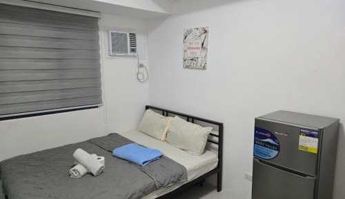 Deluxe Queen Studio 
