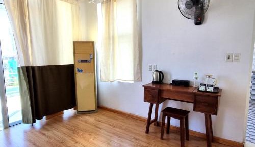 Three-Bedroom Apartment with Ocean View