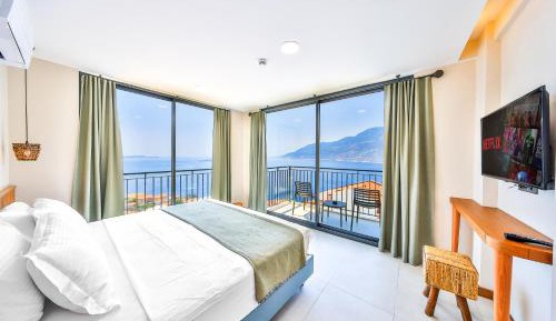 King Suite with Balcony