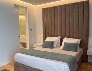 Double Room with Mountain View