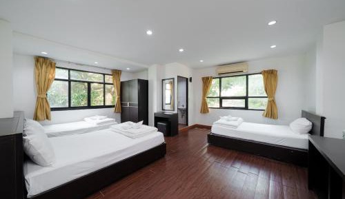 Superior Family Room