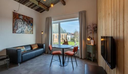 Four-Bedroom Holiday Home