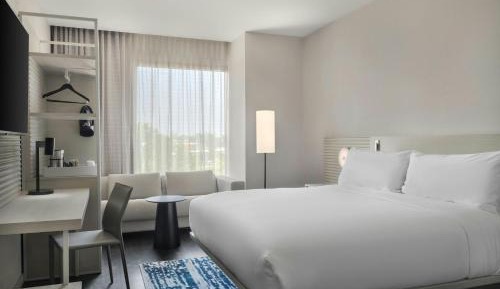 Deluxe King Room with Sofa Bed