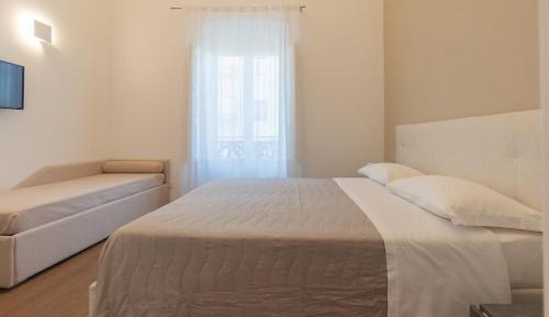 Triple Room with Terrace