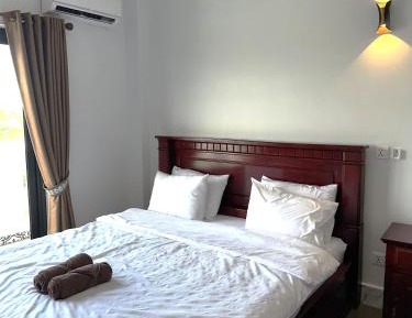 One-Bedroom Apartment with Balcony and Water View