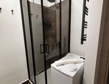 One-Bedroom Apartment with City View