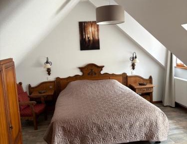 Large Double Room