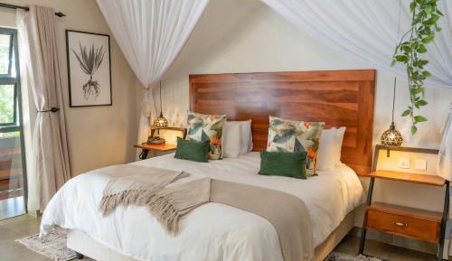 Deluxe Double or Twin Room with Balcony