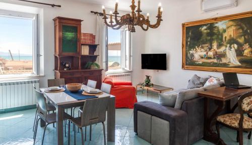 Superior One-Bedroom Apartment
