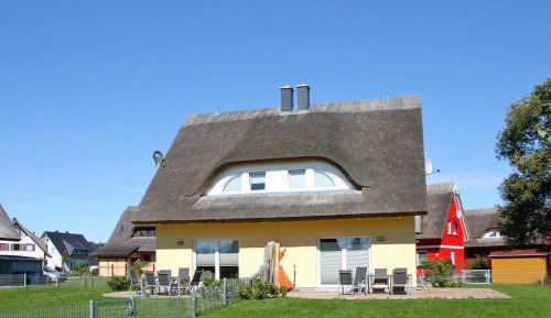 Three-Bedroom Holiday Home 